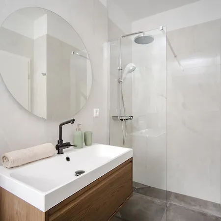 Olea Delux Guest house *