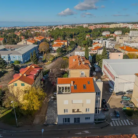 Casa de hóspedes Olea Delux 3*