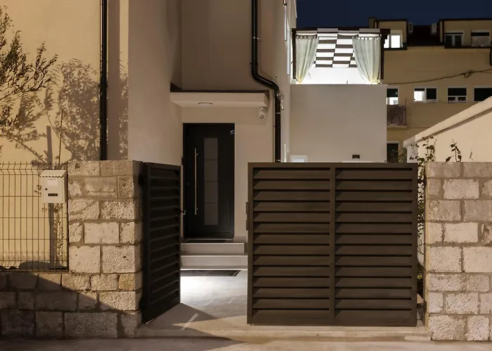 Guest house Olea Delux 3*